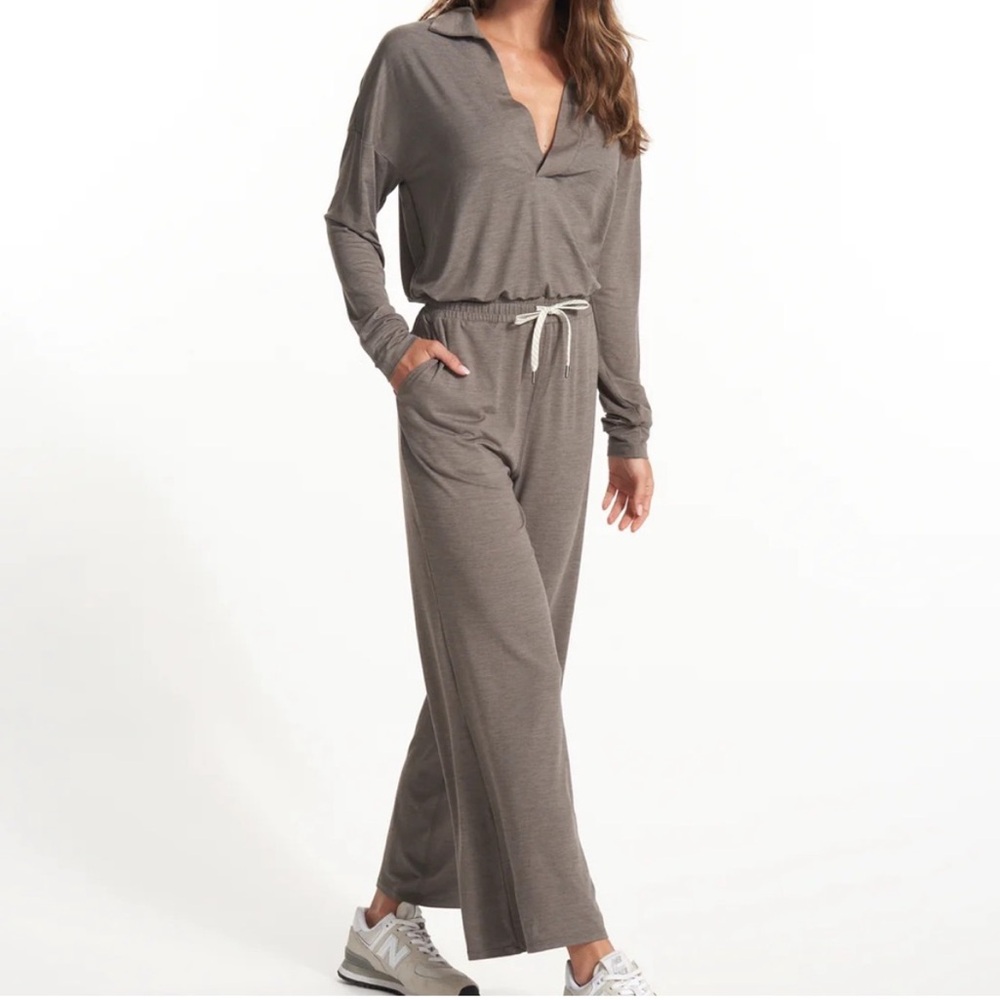 Vuori Lux Intentions smoke heather wide leg jumpsuit New medium